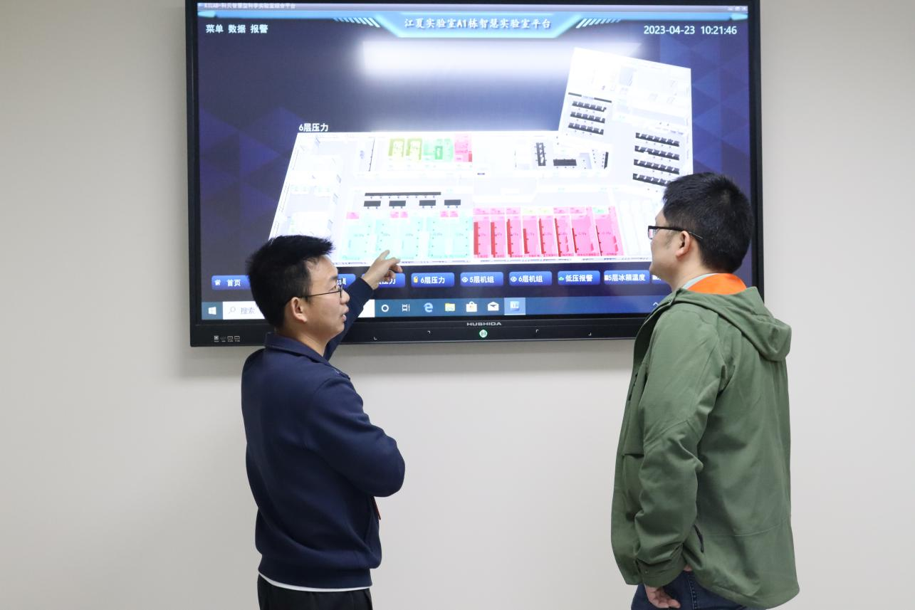 1.签约.jpg